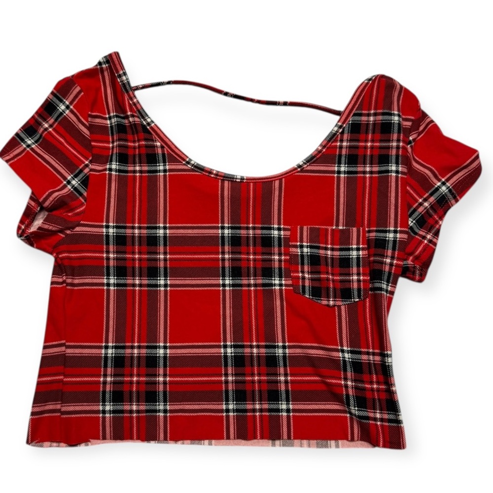 No Boundaries Red and Black Plaid Crop‎ Top size XS